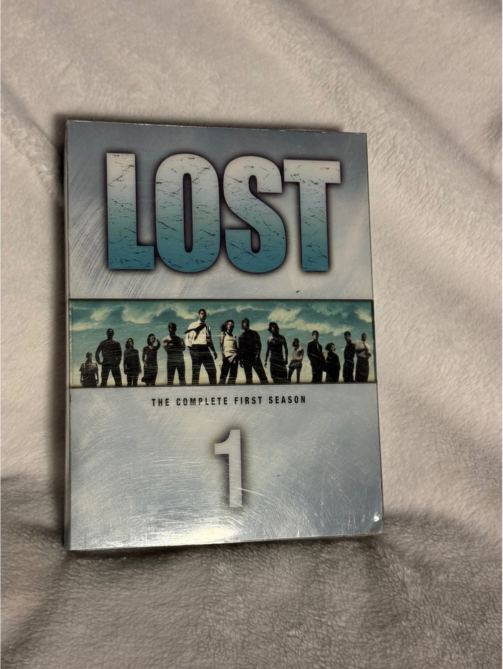 Lost Season 1 The Complete First Season DVD Box Set